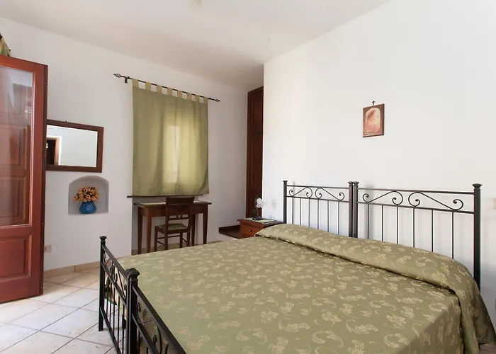 Apart Otel Marina Corta 4*